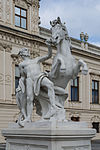 Wien Oberes Belvedere Pferdebändiger rechts.jpg