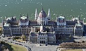 Parlament2 légifotó.jpg