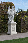 Wien Belvedere Garten Muse Thalia.jpg