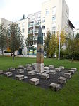 Obelisk. Zsuzsa G. Heller work (2001). - Csörsz street, Budapest.JPG