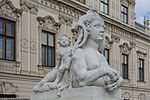 Wien Oberes Belvedere Sphinx mit Puto rechts.jpg
