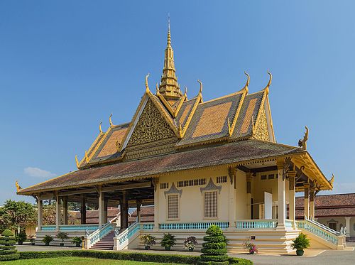 2016 Phnom Penh, Pałac Królewski, Preah Tineang Phhochani (14).jpg