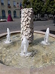 Fountain with Grapes. - Fő Sq., Gyöngyös, Hungary.JPG